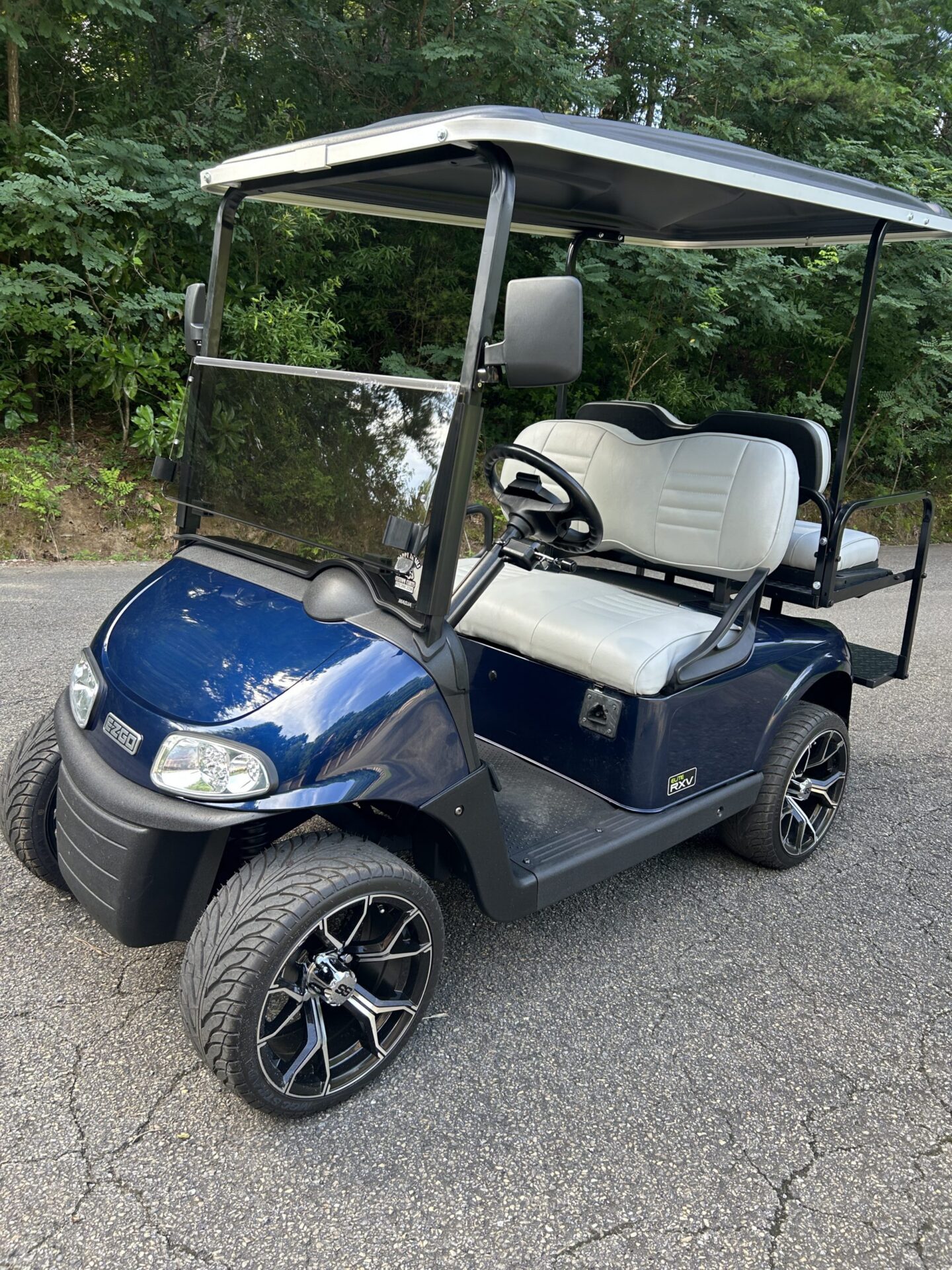 2021 E-Z-GO RXV 2 Freedom Elite Lithium